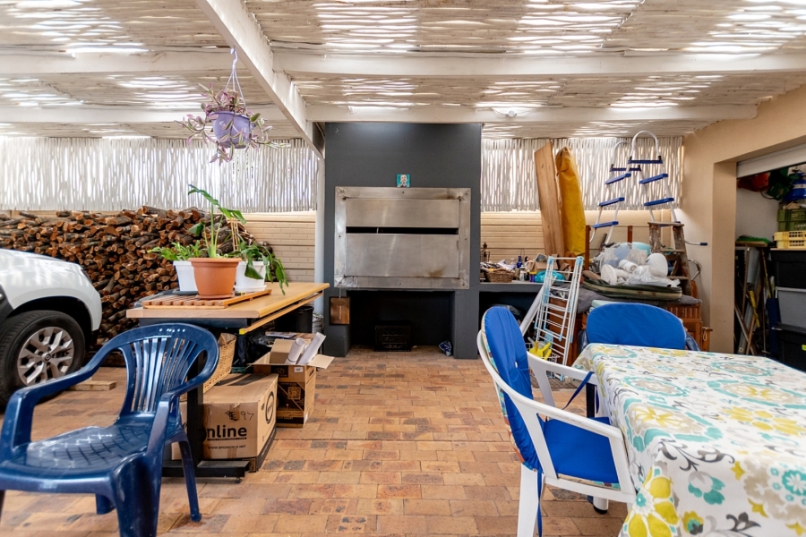 3 Bedroom Property for Sale in Laaiplek Western Cape